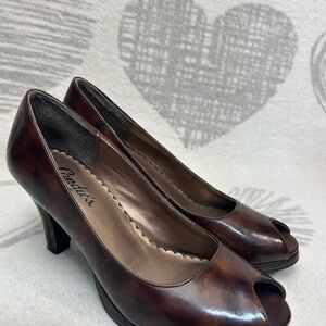 Candie's High Heels Womens 5 Dress Pump Slip On Peep Toe Brown Patent Leather